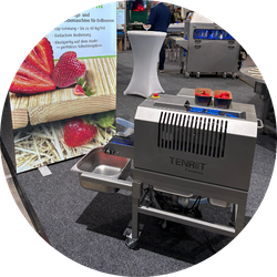 Machine à équeuter et à couper les fraises - Tenrit Agrivaloire